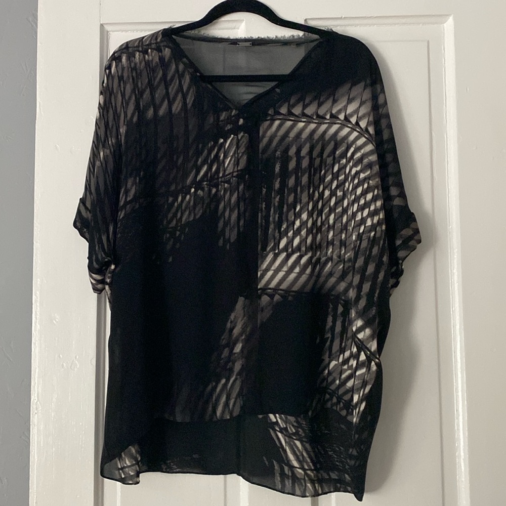 Elie Tahari silk top